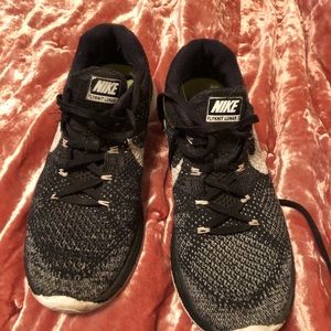 Nike Flyknit Lunar 3